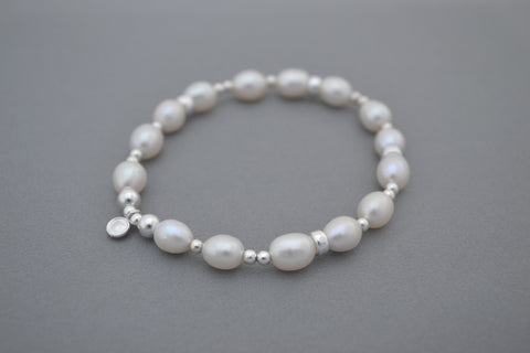 Freshwater pearl and Sterling Silver disc bead bracelet
