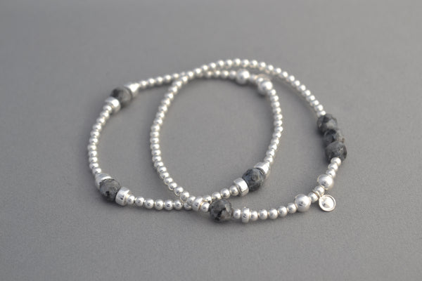 Sterling Silver 3mm, disc and Metallic grey Labradorite bead bracelet